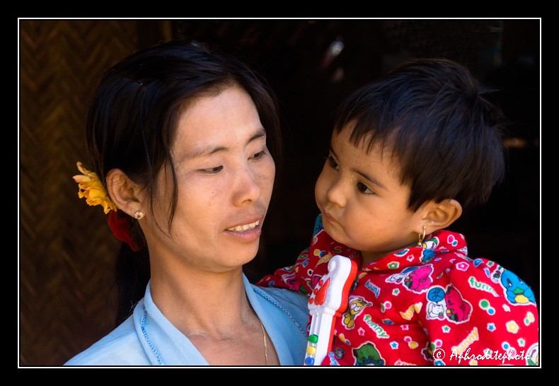 Myanmar portraits 047